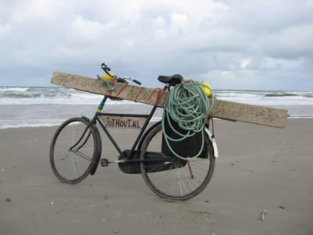 fiets- strandjutter -Maarten Brugge