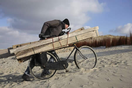 foto: Patrick Ruiter - strandjutter Maarten Brugge