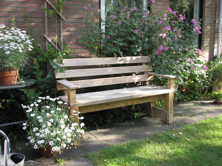 juthout tuinbank / Henk Brugge
