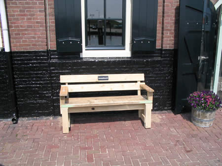  bank juthout  Het Pakhuus Oudeschild Texel